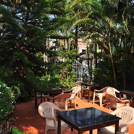 קלנגוטה Villa Theresa Beach Resort מראה חיצוני תמונה