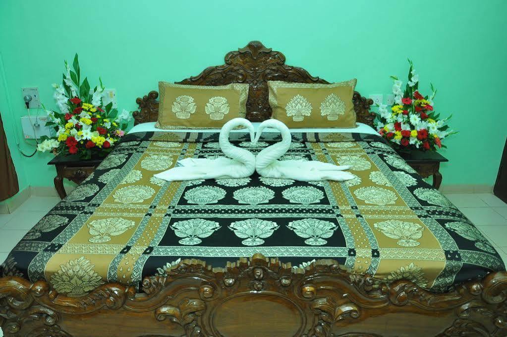 קלנגוטה Villa Theresa Beach Resort מראה חיצוני תמונה