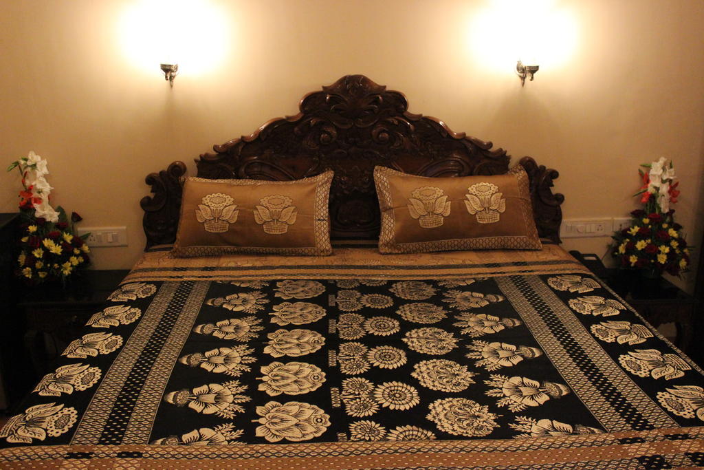 קלנגוטה Villa Theresa Beach Resort מראה חיצוני תמונה